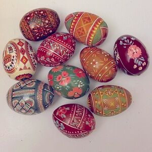 lot of 10 Vintage Wooden Handpainted Ukrainian Traditional Easter Eggs Pysanky